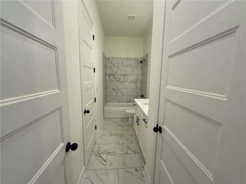 Image for property 3229 TRADITIONS Way, Jefferson, GA 30549