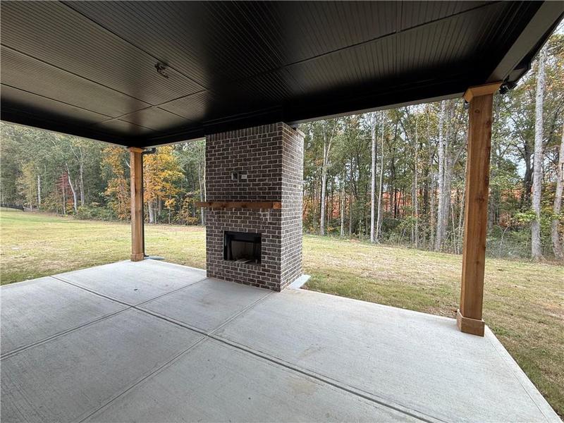Image for property 3229 TRADITIONS Way, Jefferson, GA 30549
