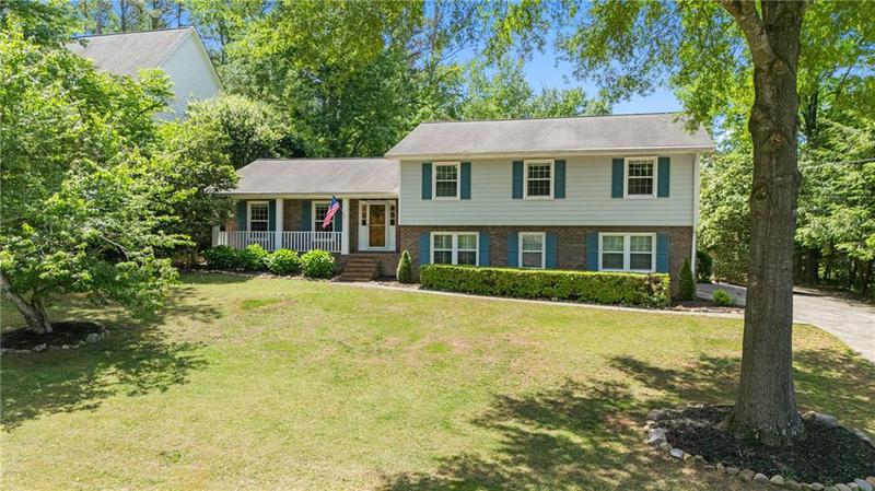 Image for property 4842 Mcpherson Drive, Roswell, GA 30075