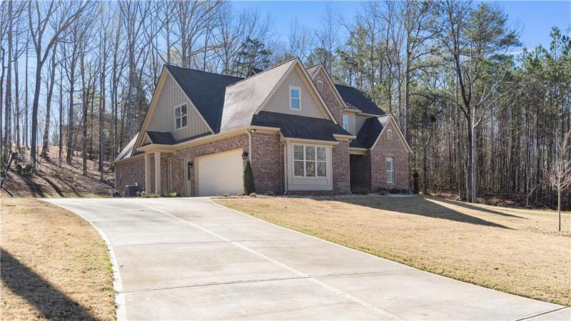 Image for property 25 Mountain Crest Drive, Oxford, GA 30054