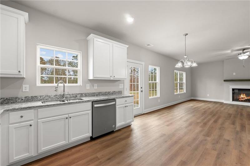Image for property 32 JOSEPH Lane, Hartwell, GA 30643