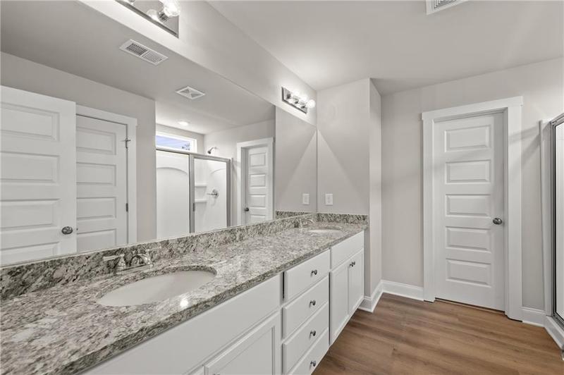 Image for property 32 JOSEPH Lane, Hartwell, GA 30643