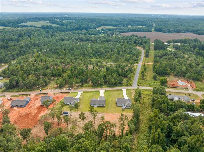 Image for property 32 JOSEPH Lane, Hartwell, GA 30643