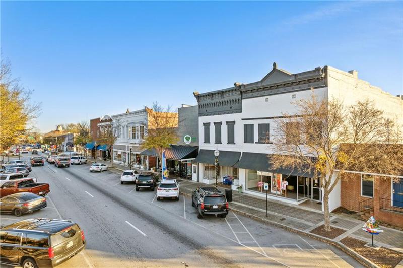 Image for property 32 JOSEPH Lane, Hartwell, GA 30643