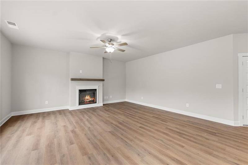 Image for property 32 JOSEPH Lane, Hartwell, GA 30643