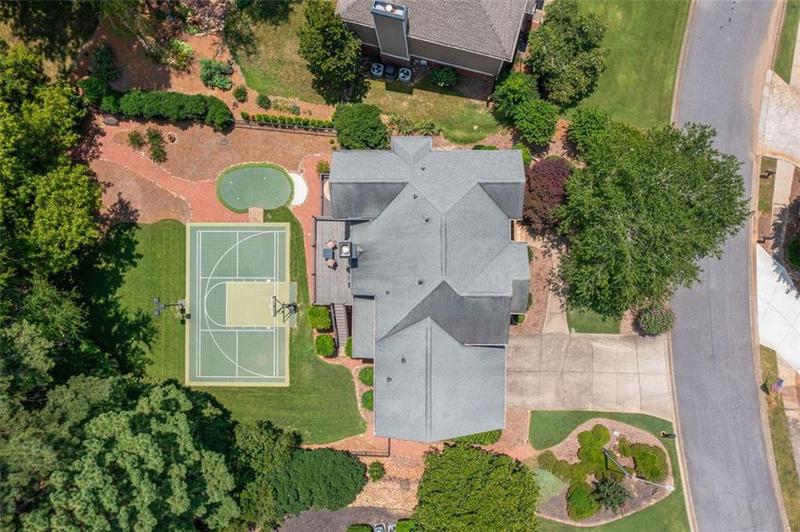 Image for property 1060 FAIRWAY VALLEY Drive, Woodstock, GA 30189