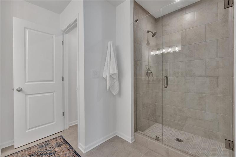 Image for property 107 Village Green Drive 170, Adairsville, GA 30103