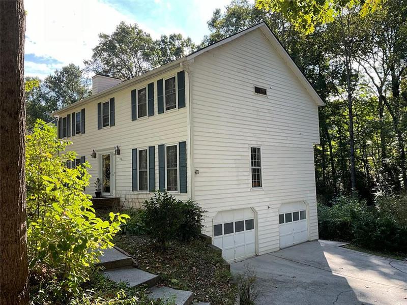 Image for property 26 FLINT RIDGE Drive, Mableton, GA 30126