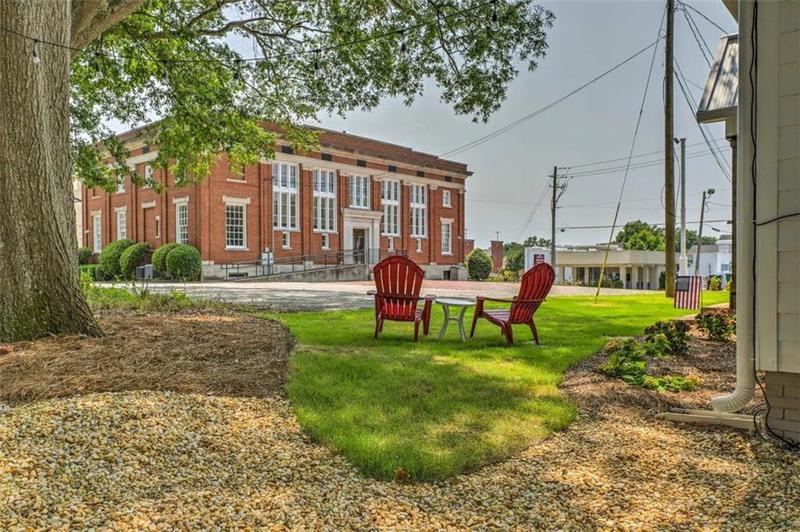 Image for property 107 ROBINSON Avenue, Carrollton, GA 30117