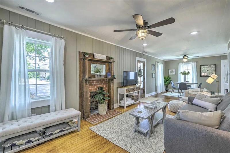 Image for property 107 ROBINSON Avenue, Carrollton, GA 30117