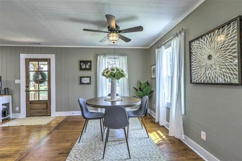 Image for property 107 ROBINSON Avenue, Carrollton, GA 30117