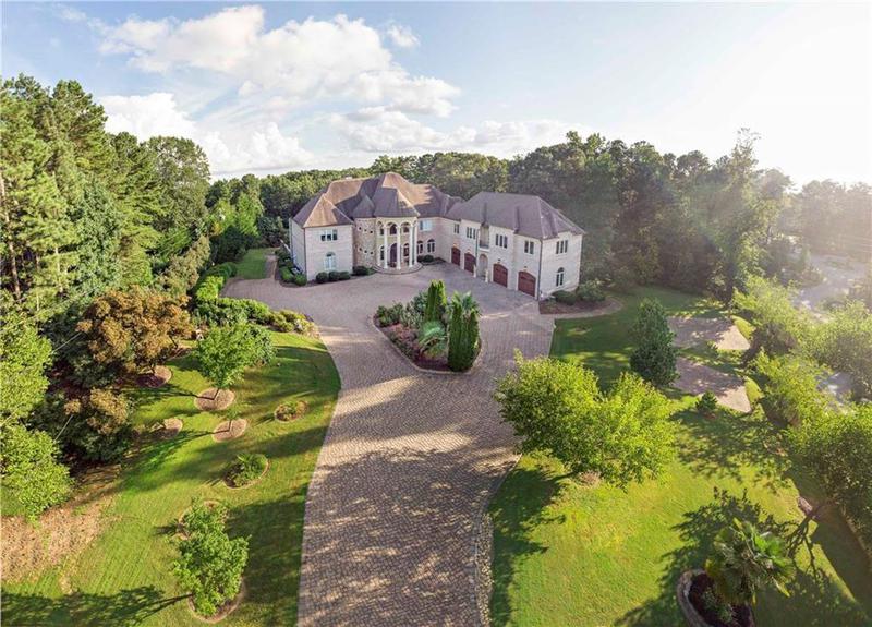 Image for property 1513 Jones Road, Roswell, GA 30075