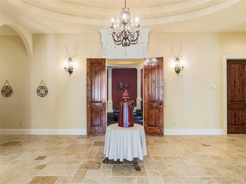 Image for property 1513 Jones Road, Roswell, GA 30075