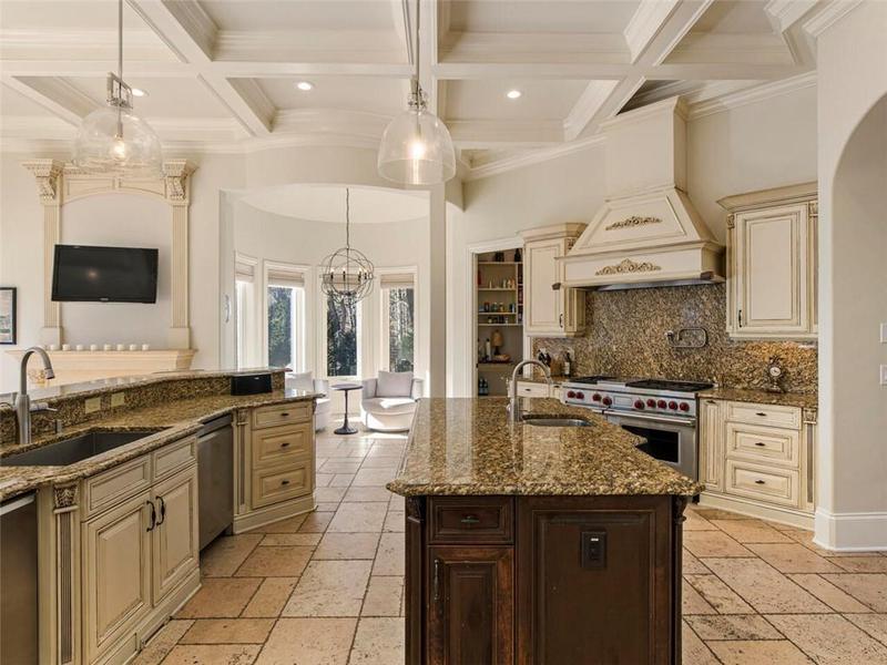 Image for property 1513 Jones Road, Roswell, GA 30075