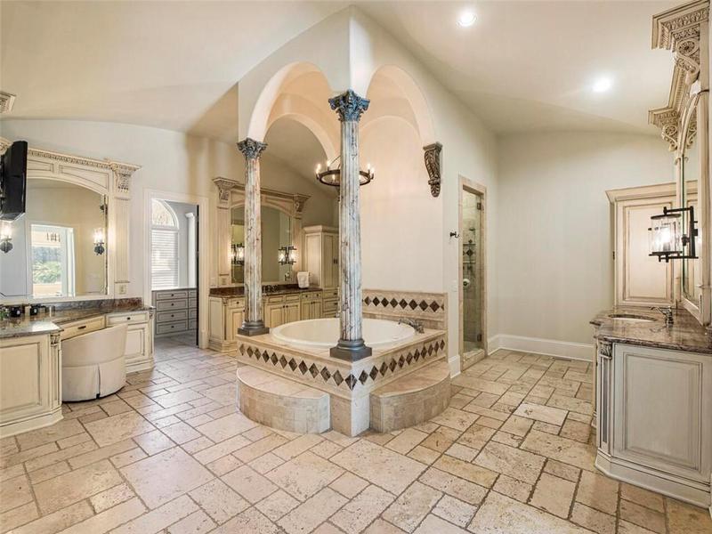 Image for property 1513 Jones Road, Roswell, GA 30075