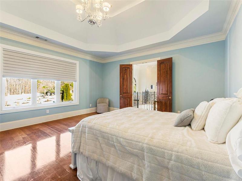 Image for property 1513 Jones Road, Roswell, GA 30075
