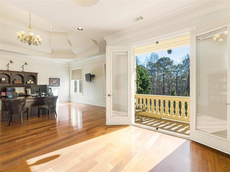 Image for property 1513 Jones Road, Roswell, GA 30075