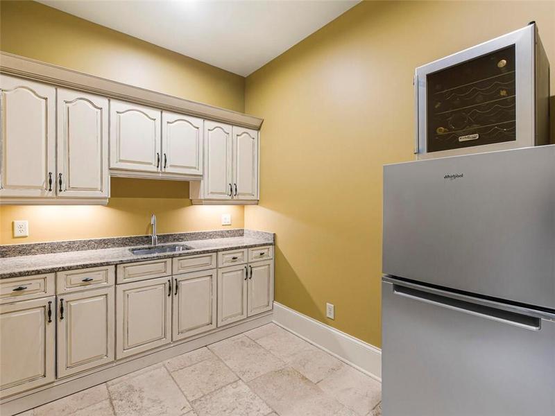 Image for property 1513 Jones Road, Roswell, GA 30075