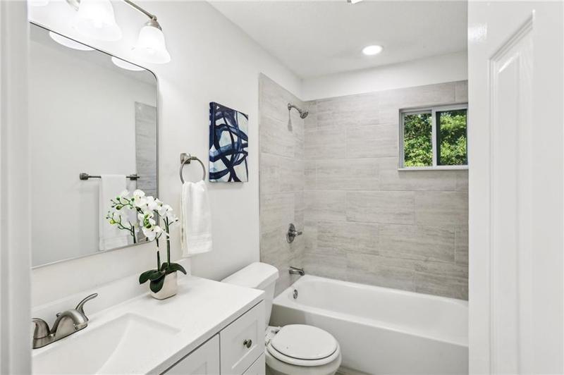 Image for property 1015 Eisenhower Court, Atlanta, GA 30354