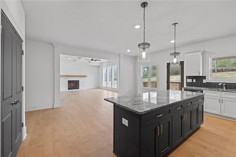 Image for property 204 Races Road, Hoschton, GA 30548