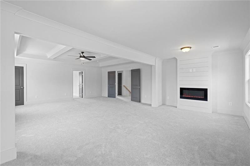 Image for property 204 Races Road, Hoschton, GA 30548