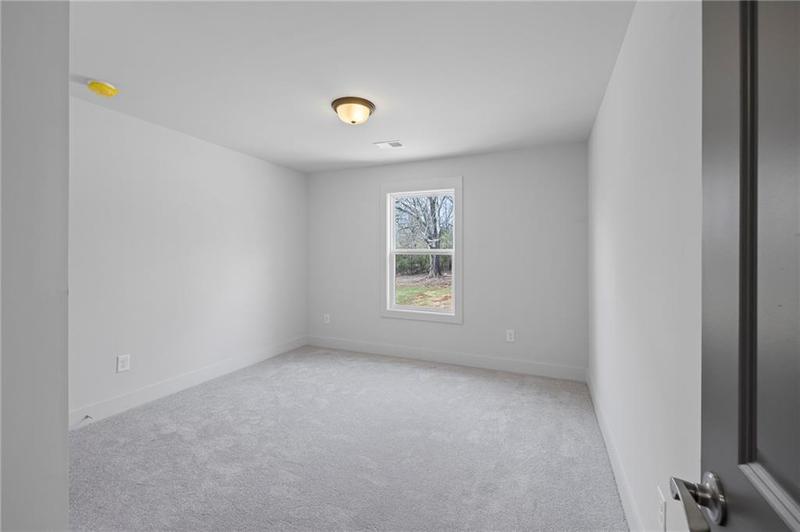 Image for property 204 Races Road, Hoschton, GA 30548