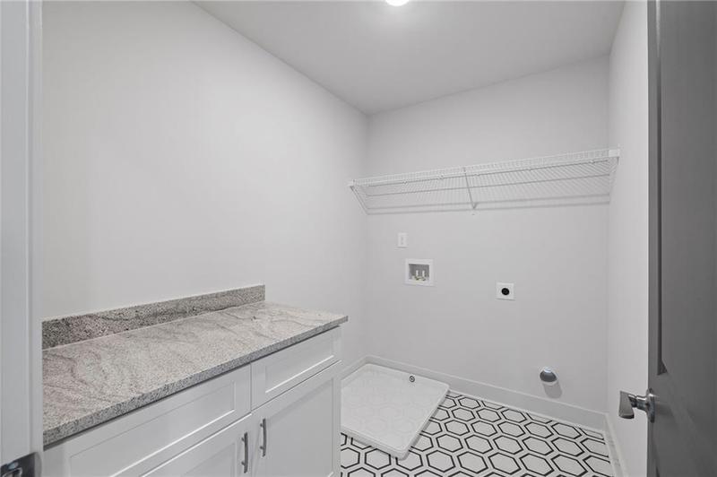Image for property 204 Races Road, Hoschton, GA 30548