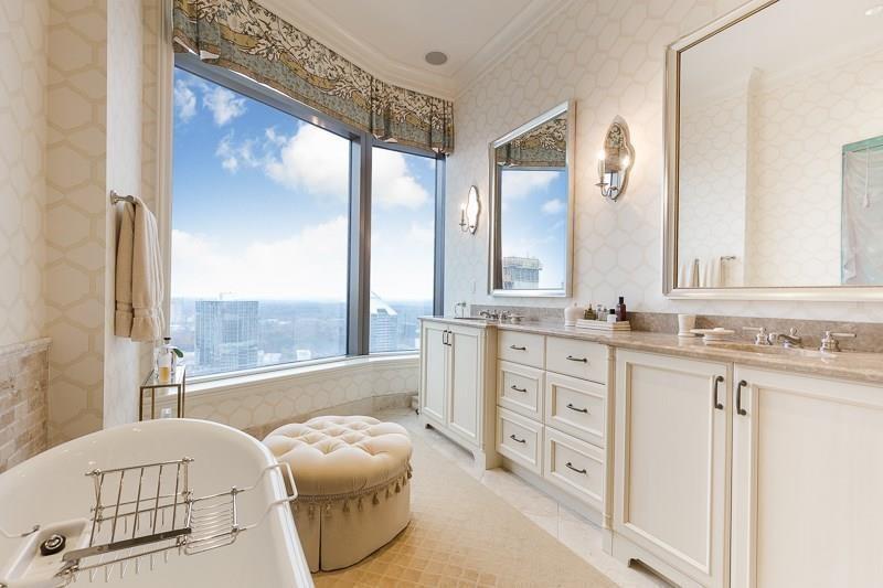 Image for property 3376 Peachtree Road 47A, Atlanta, GA 30326