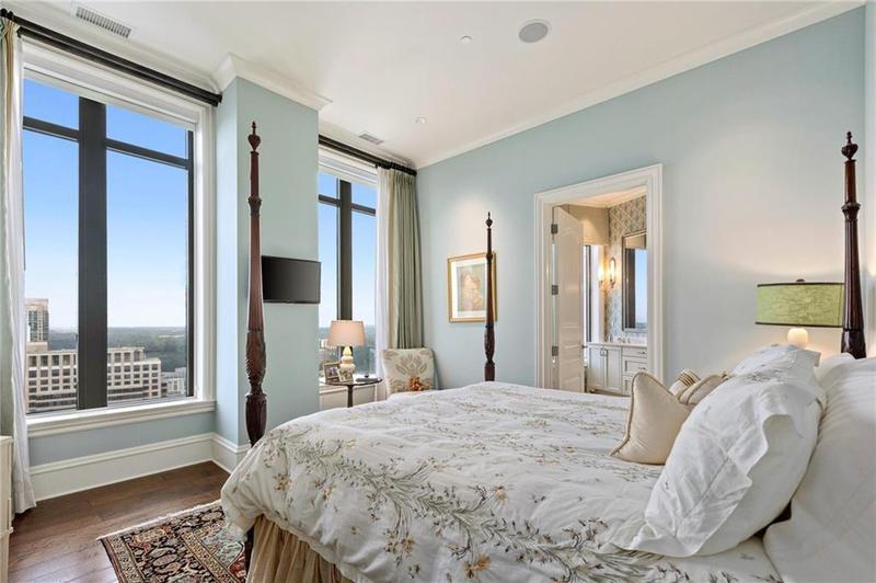 Image for property 3376 Peachtree Road 47A, Atlanta, GA 30326