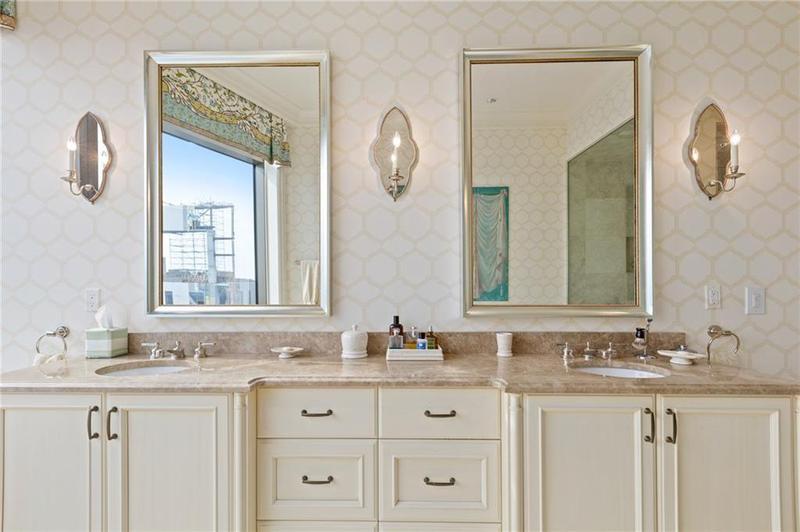 Image for property 3376 Peachtree Road 47A, Atlanta, GA 30326