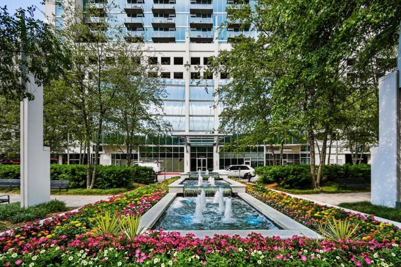 Image for property 3324 Peachtree Road 2718, Atlanta, GA 30326