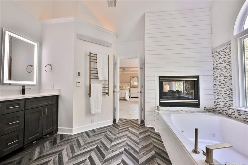 Image for property 525 Sycamore Point, Woodstock, GA 30189