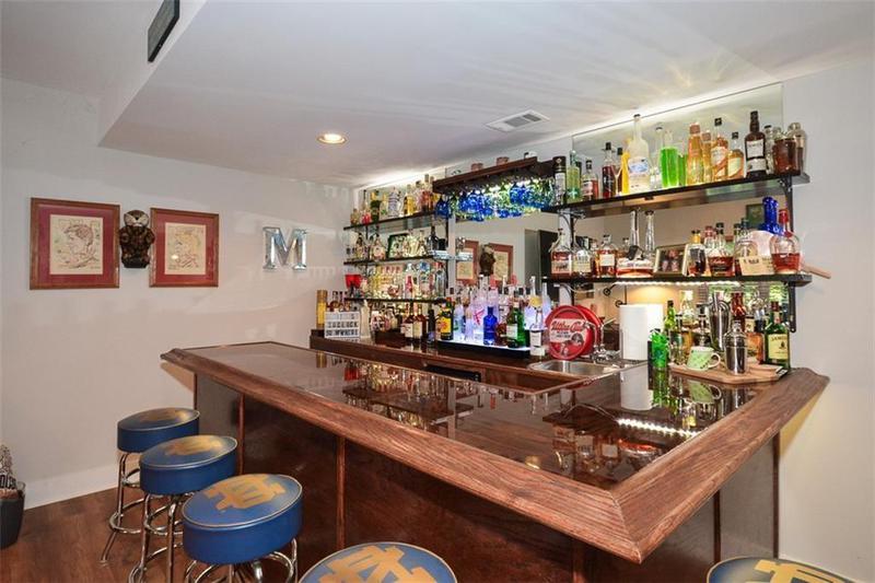 Image for property 525 Sycamore Point, Woodstock, GA 30189