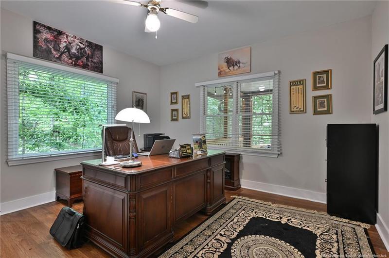 Image for property 525 Sycamore Point, Woodstock, GA 30189