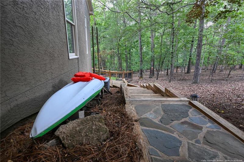 Image for property 525 Sycamore Point, Woodstock, GA 30189