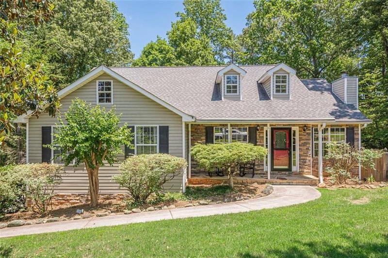 Image for property 115 OAK CREST Lane, Dallas, GA 30132