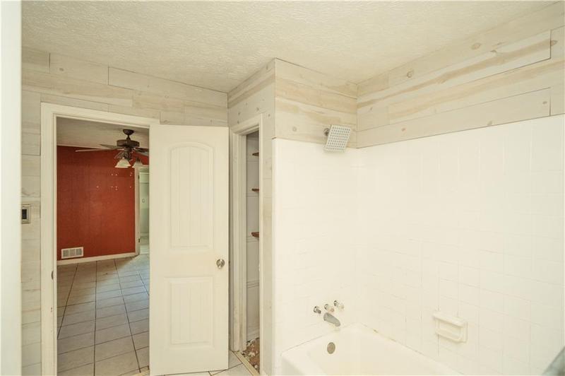 Image for property 1552 Todd Lane, Lilburn, GA 30047