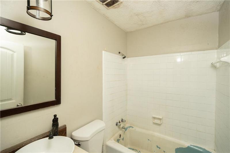Image for property 1552 Todd Lane, Lilburn, GA 30047