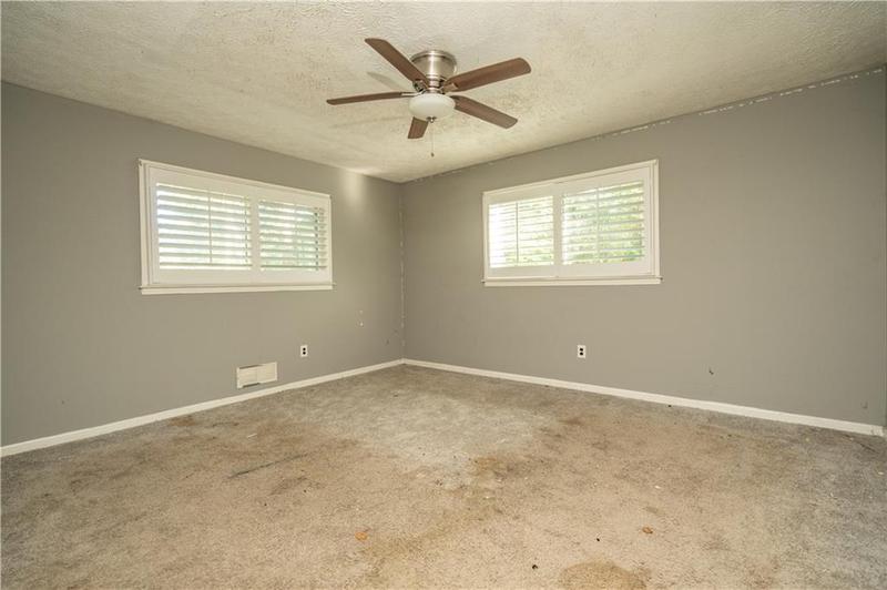 Image for property 1552 Todd Lane, Lilburn, GA 30047