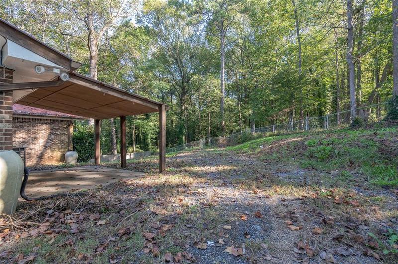 Image for property 1552 Todd Lane, Lilburn, GA 30047