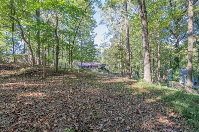 Image for property 1552 Todd Lane, Lilburn, GA 30047