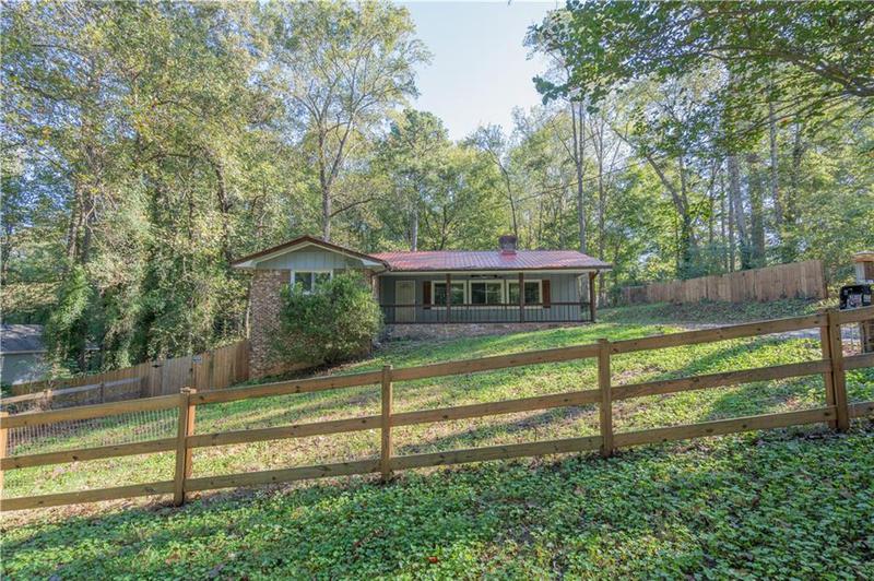 Image for property 1552 Todd Lane, Lilburn, GA 30047