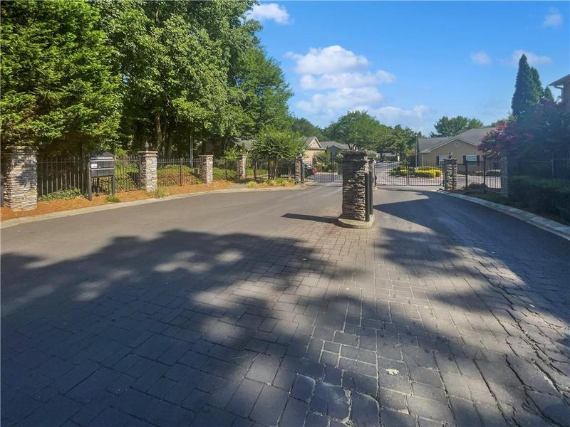 Image for property 806 Brighton Point, Atlanta, GA 30328
