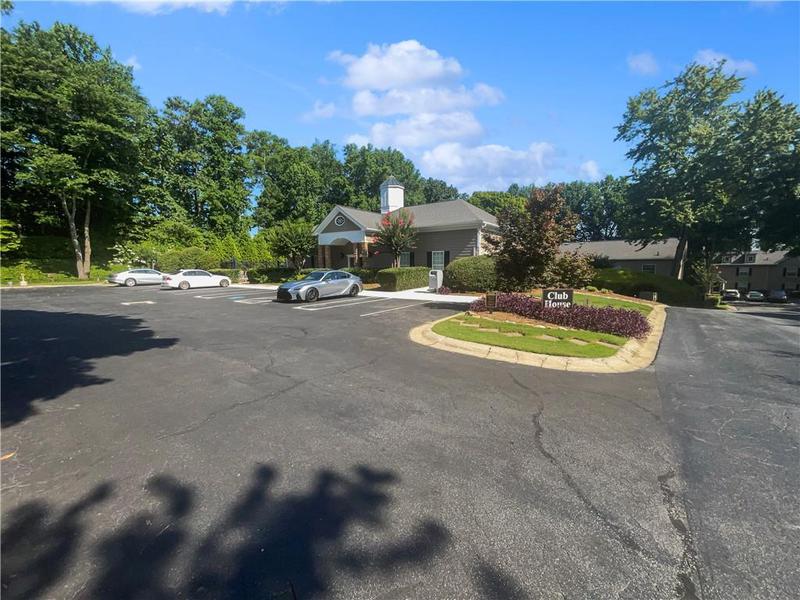 Image for property 806 Brighton Point, Atlanta, GA 30328