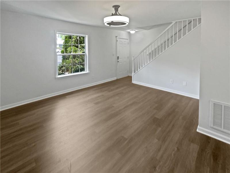 Image for property 806 Brighton Point, Atlanta, GA 30328