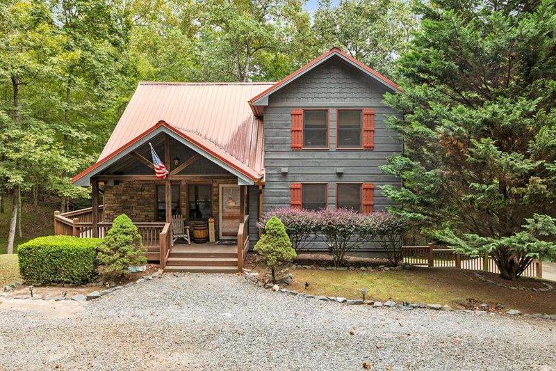 Image for property 27 Monet Drive, Ellijay, GA 30540