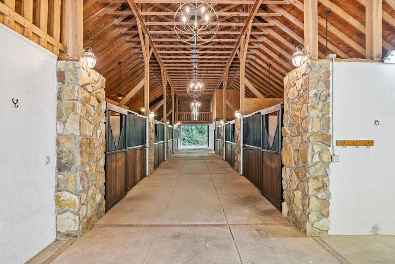 Image for property 2585 Gelding Court, Marietta, GA 30062