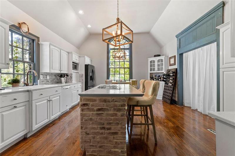 Image for property 9265 Blue Ridge Drive, Blue Ridge, GA 30513