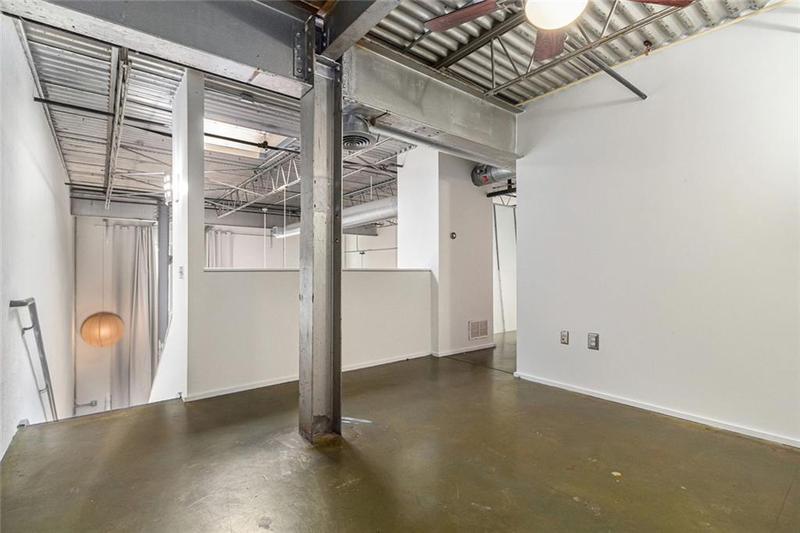 Image for property 195 Arizona Avenue 102, Atlanta, GA 30307