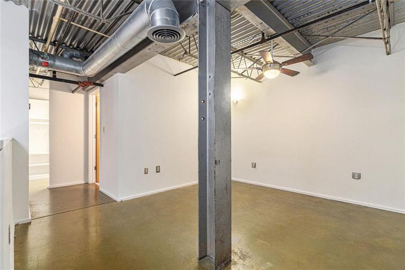 Image for property 195 Arizona Avenue 102, Atlanta, GA 30307